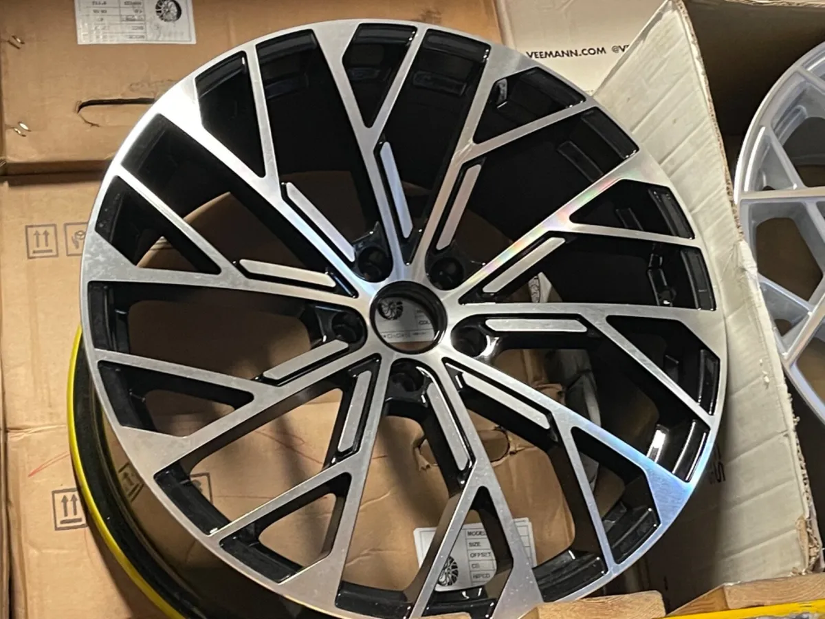 20” Audi 5x112 alloys & tyres