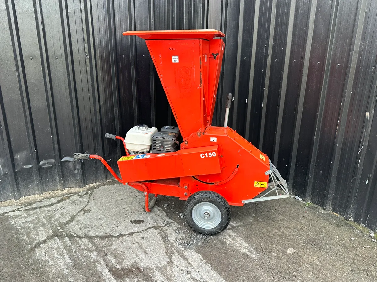 Honda Petrol Wood Chipper - Image 4