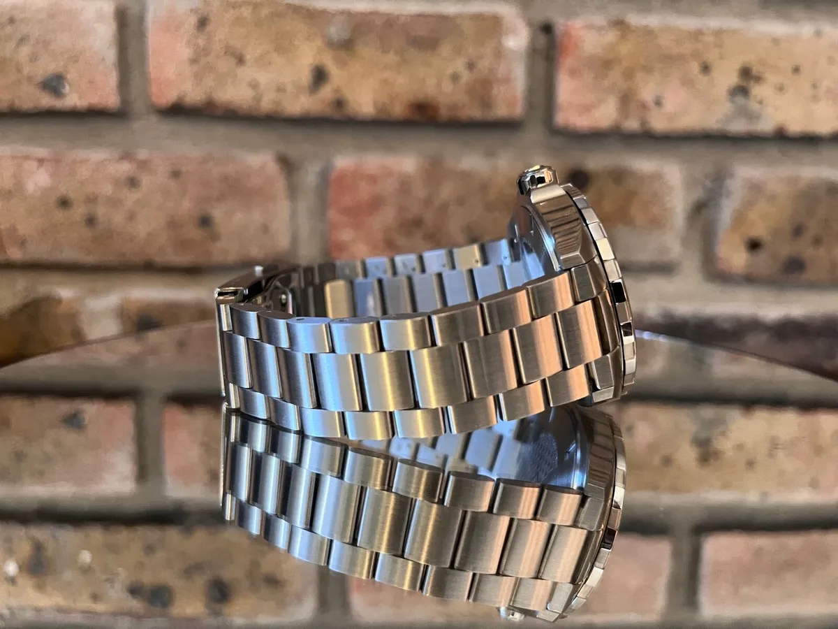 TAG Heuer Formula 1 - Mens Wristwatch - Image 2