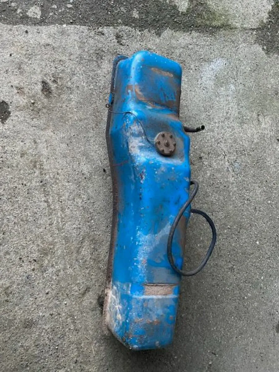Diesel Tank to suit Ford 7600, 6610, 7610 etc - Image 3