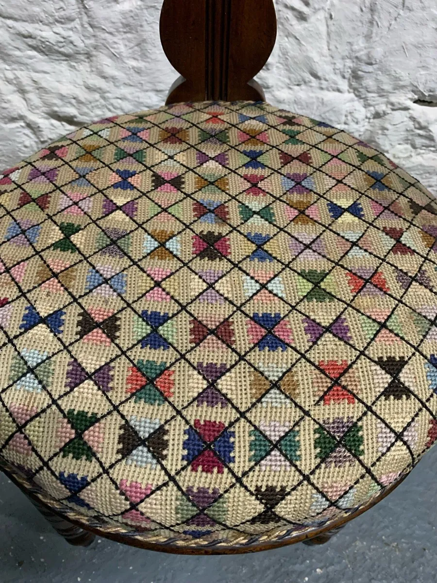 A late Victorian walnut desk chair. - Image 2