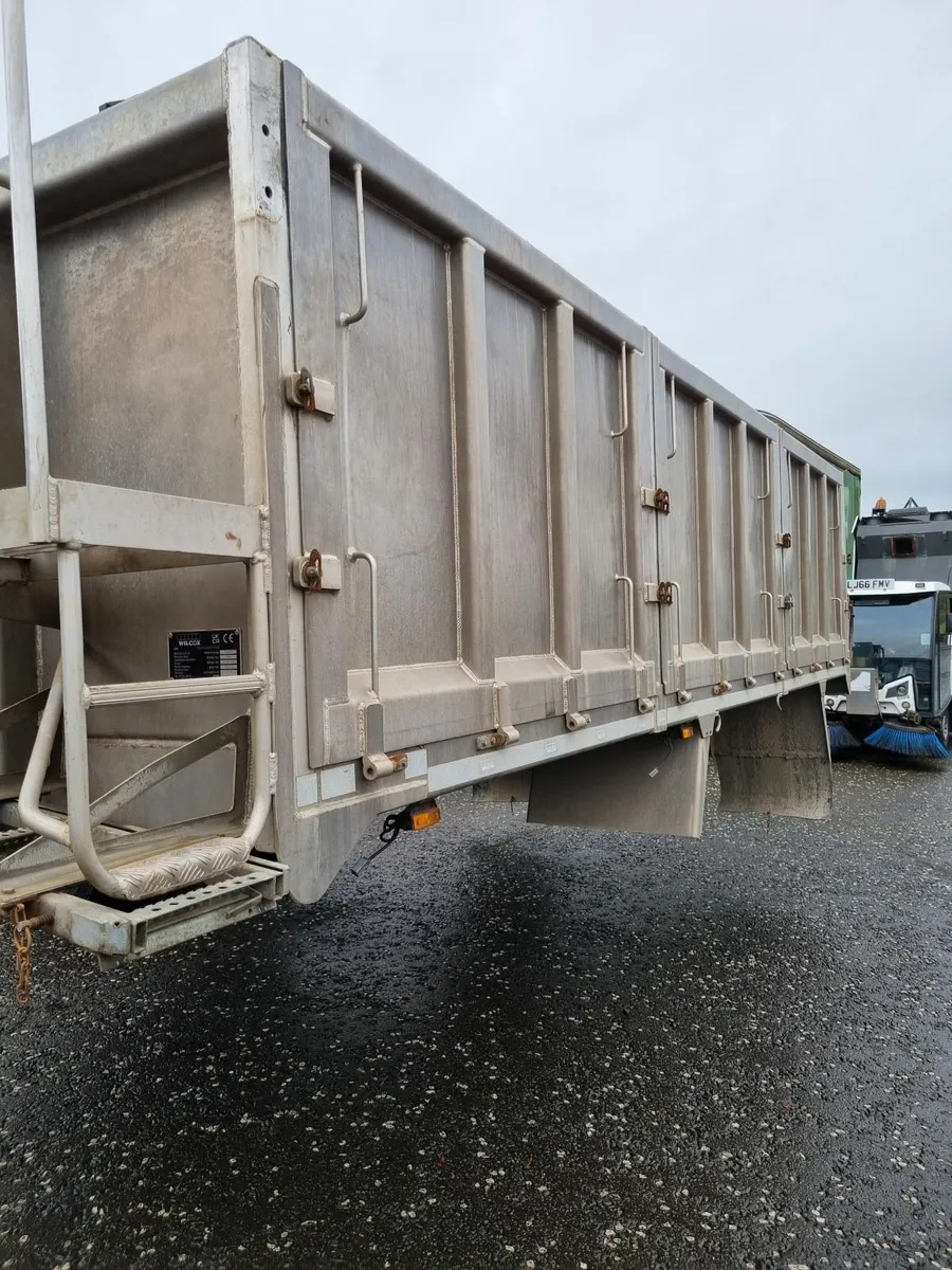 Wilcox 17ft6" Alloy Treble Dropside tipper body - Image 4