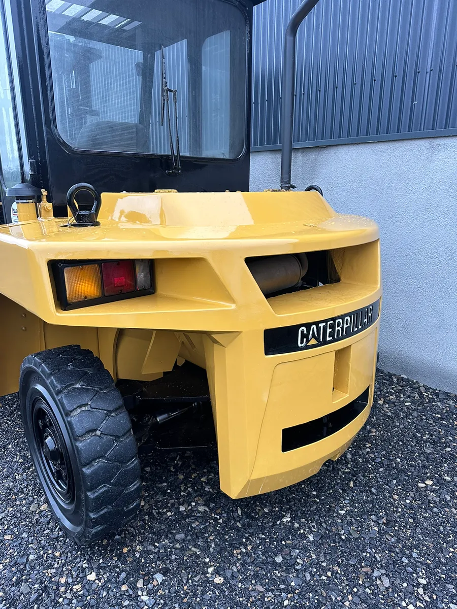Caterpillar DP70 Forklift - Image 4