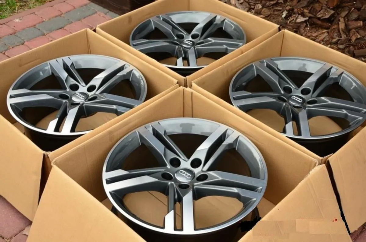 Genuine 18" Audi alloys (B9) S-LINE 2024 - Image 2