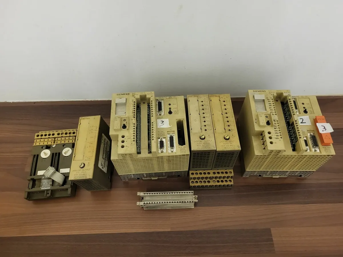 Siemens S5 PLC and modules - Image 1