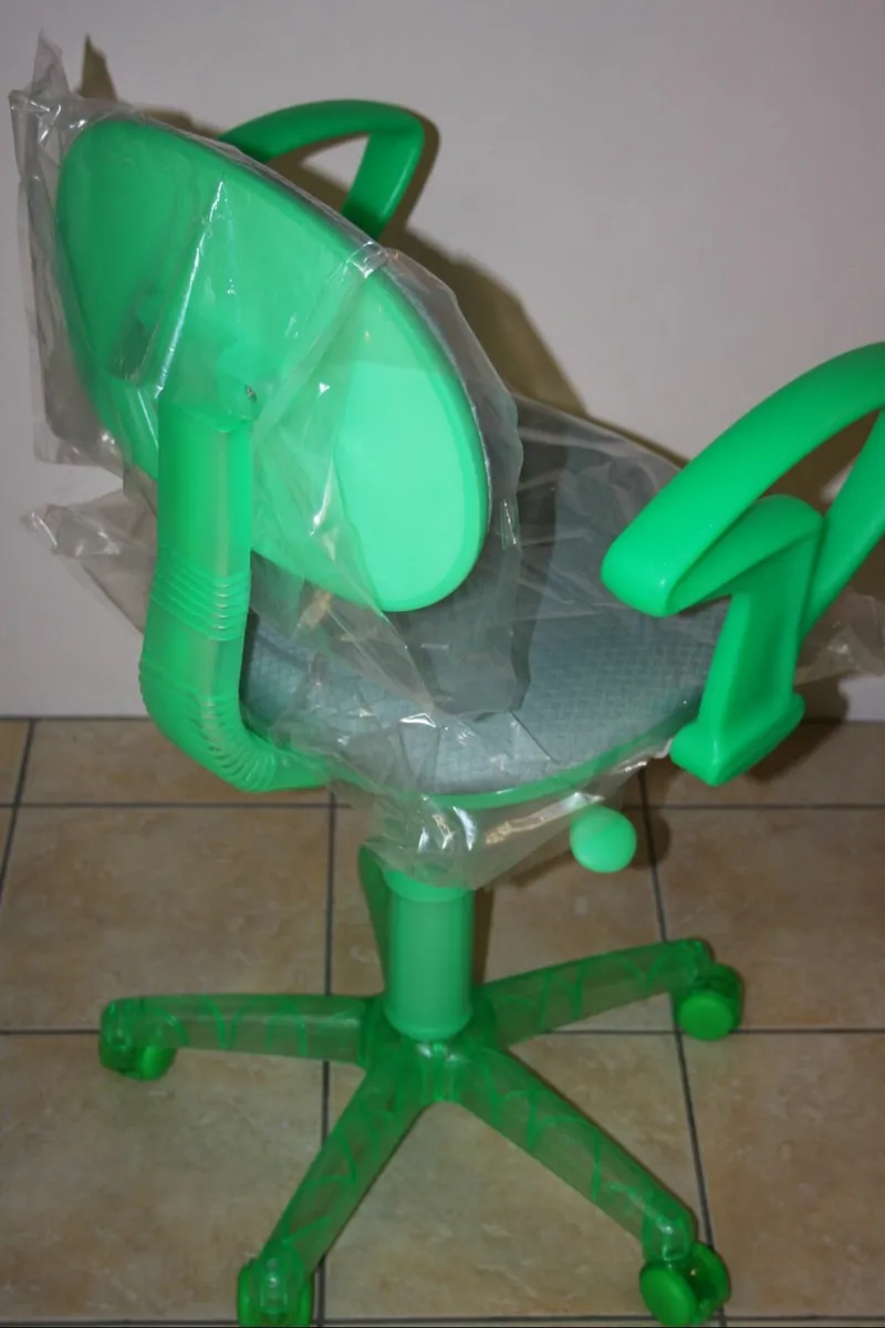 Home Office Chairs & Desks - Prices listed below - Image 4