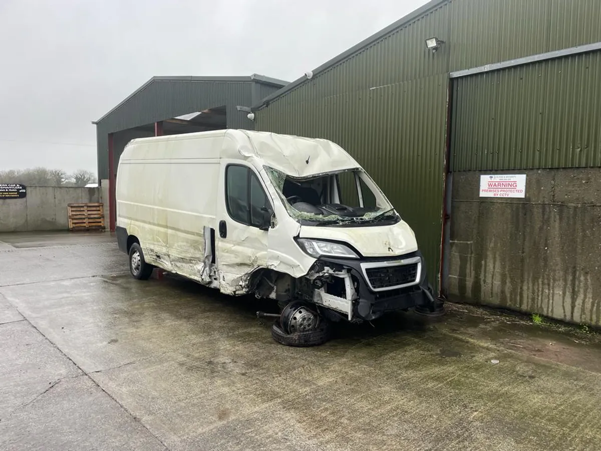 181 Peugeot boxer 2.0 hdi for dismantling