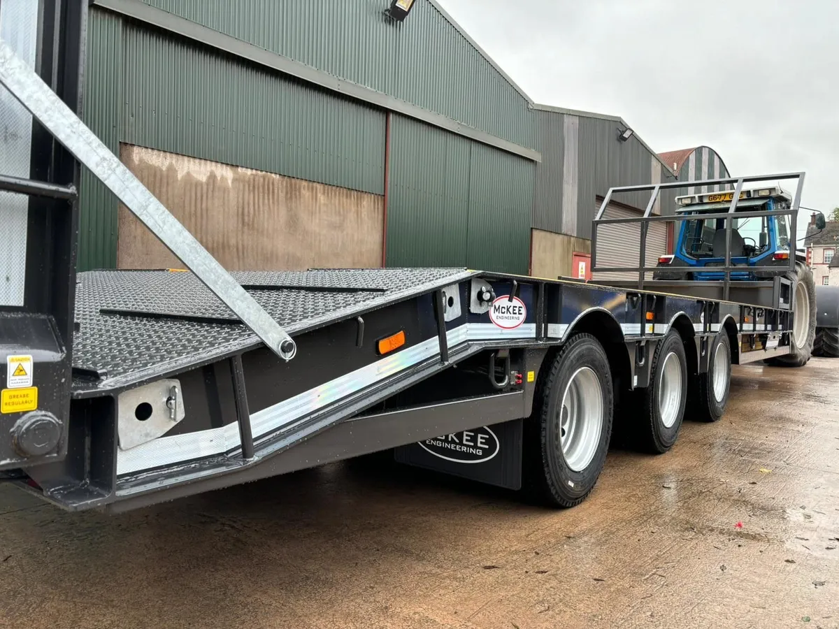 New Mc Kee lowloaders - Image 4