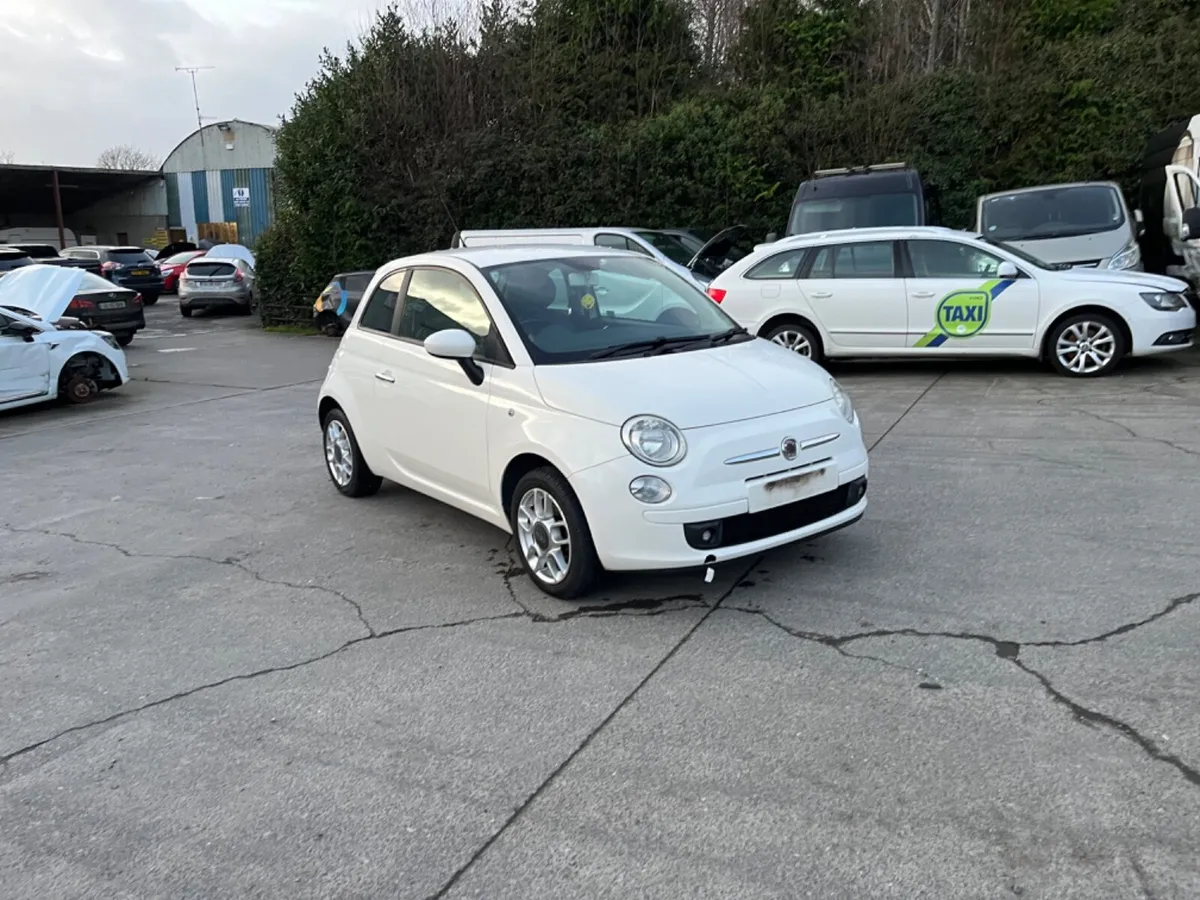 2010 Fiat 500 1.4 6sp - Image 2