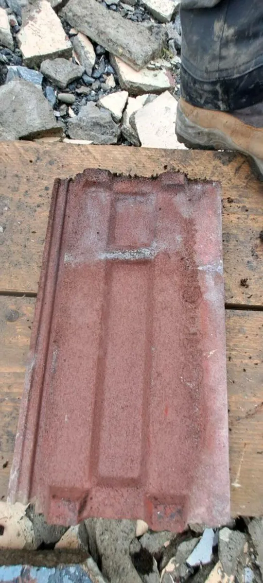 Roof tiles - Image 2
