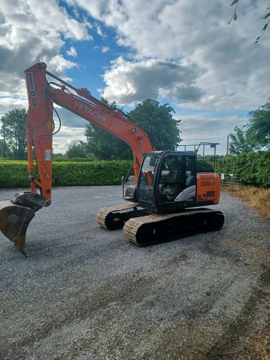 Digger hire - Image 1