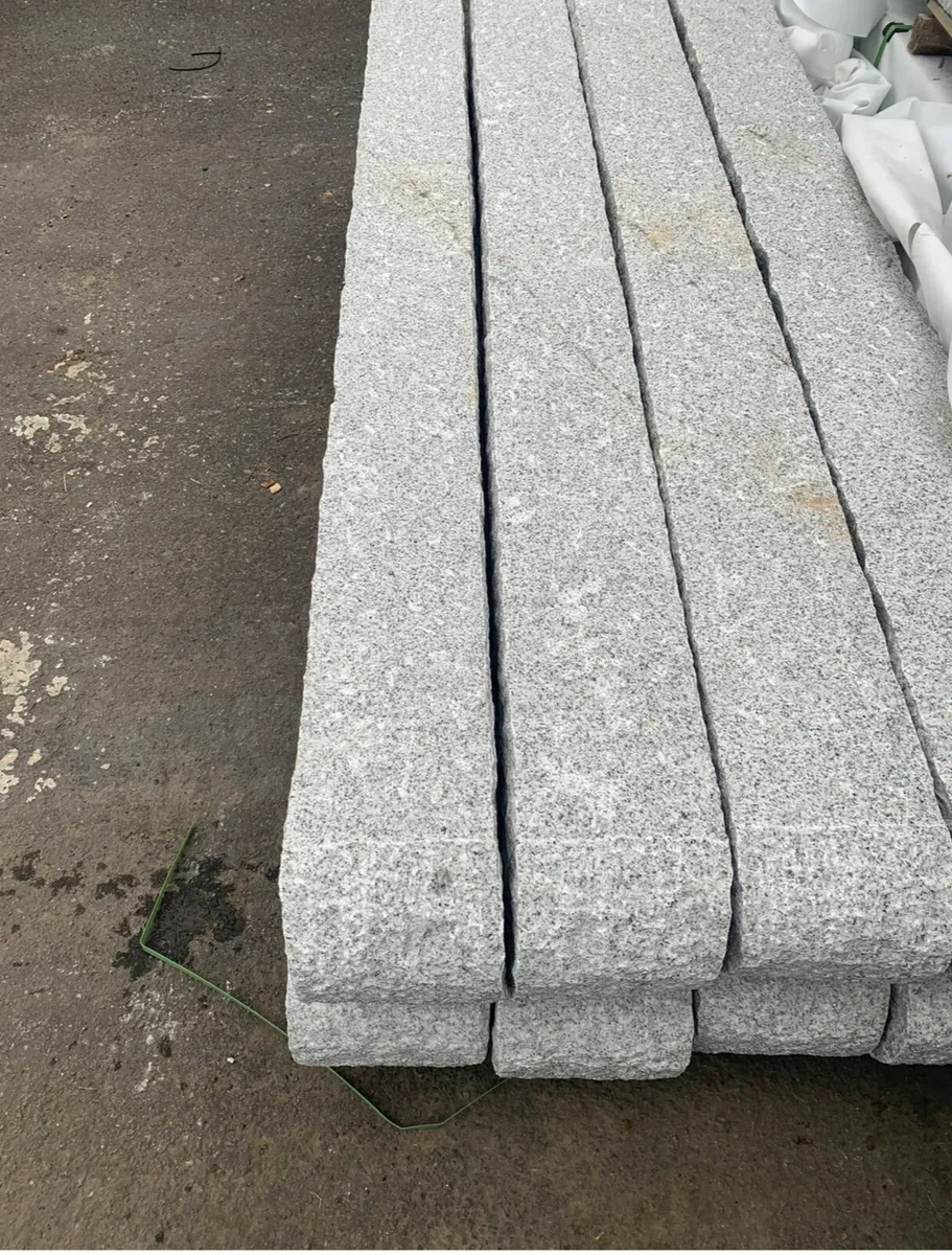 Granite Gatepost - Image 2