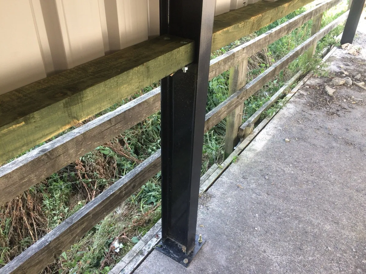 2 bay lean to,,,32ft x 16ft - Image 3