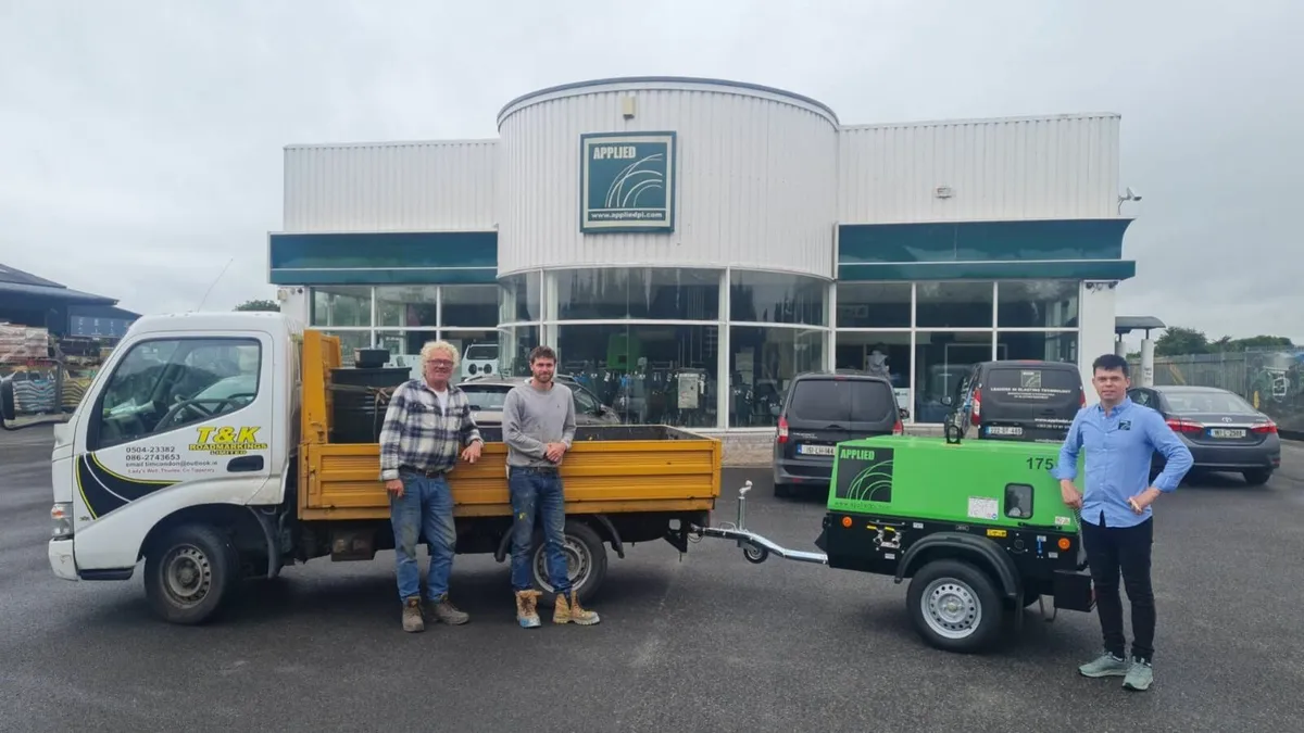 Road Diesel Tow Air Compressor 175cfm - Image 1