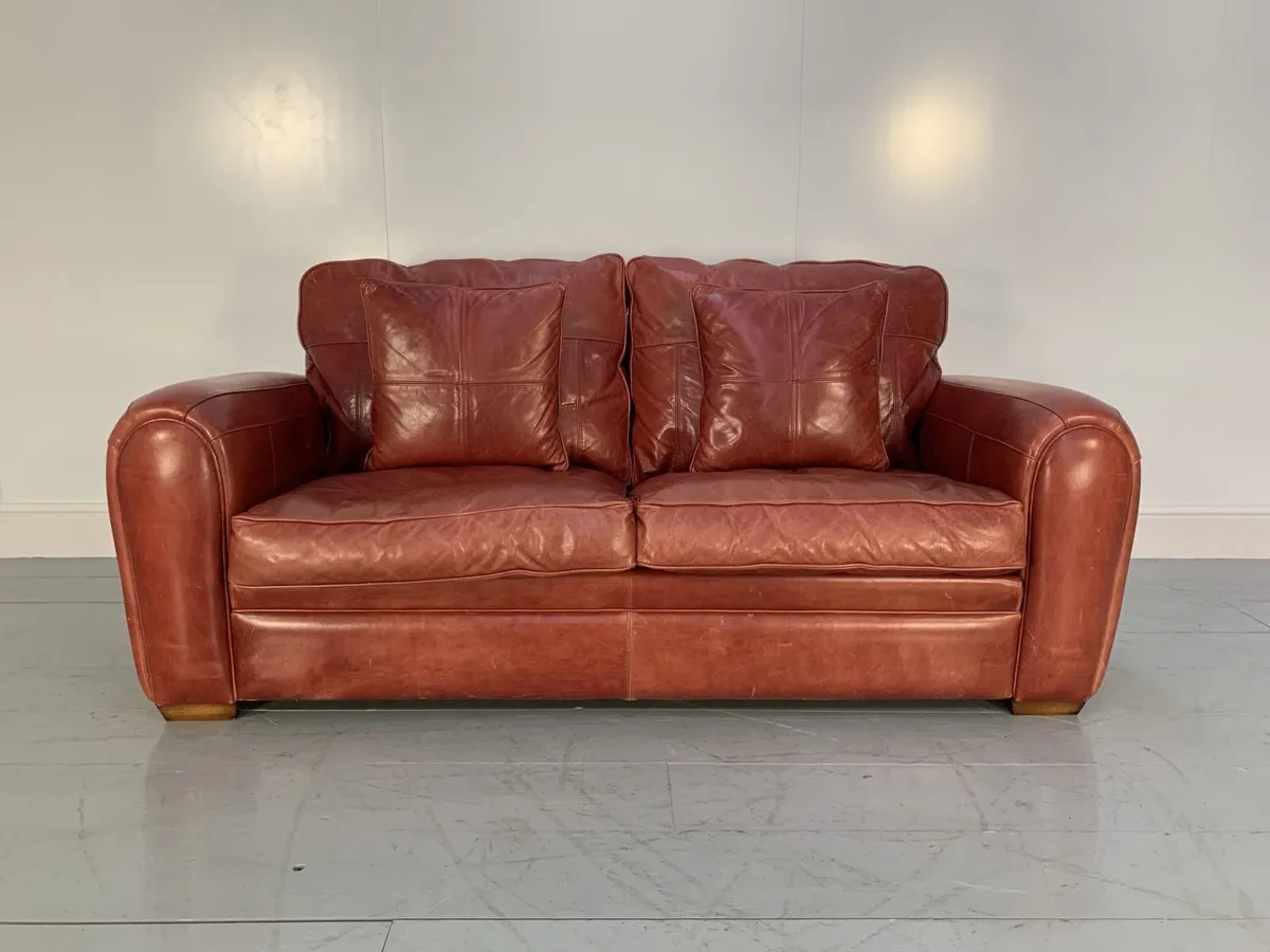 Duresta Spitfire Leather artdeco 2.5 sofa RRP €6k - Image 2