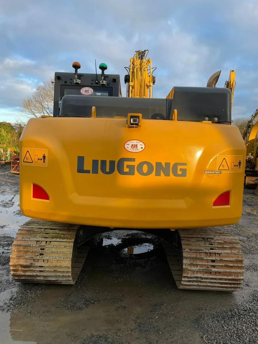 2021 LiuGong 915E Excavator - Image 4