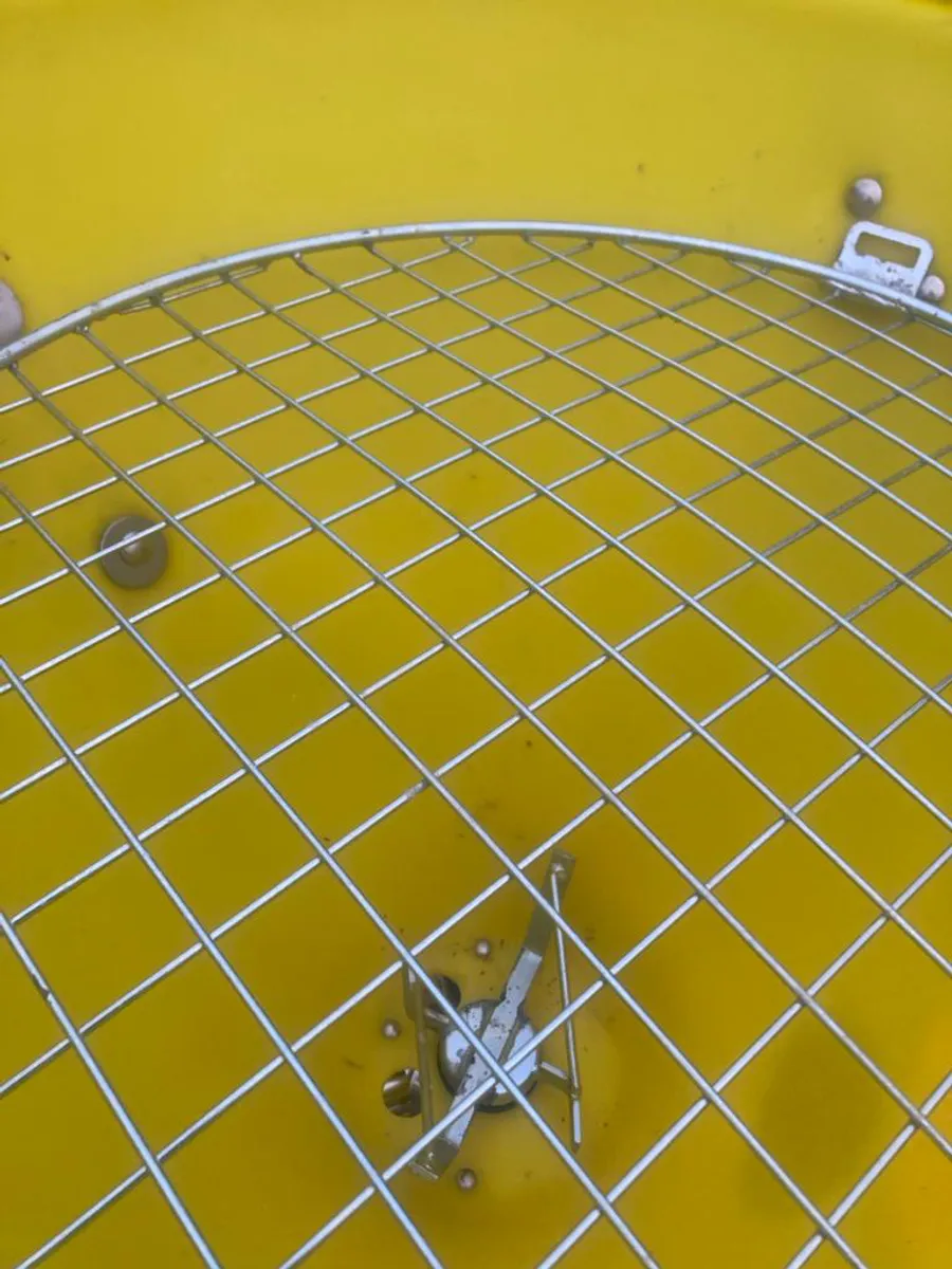 NEW salt SPREADERS jarmet - Image 2