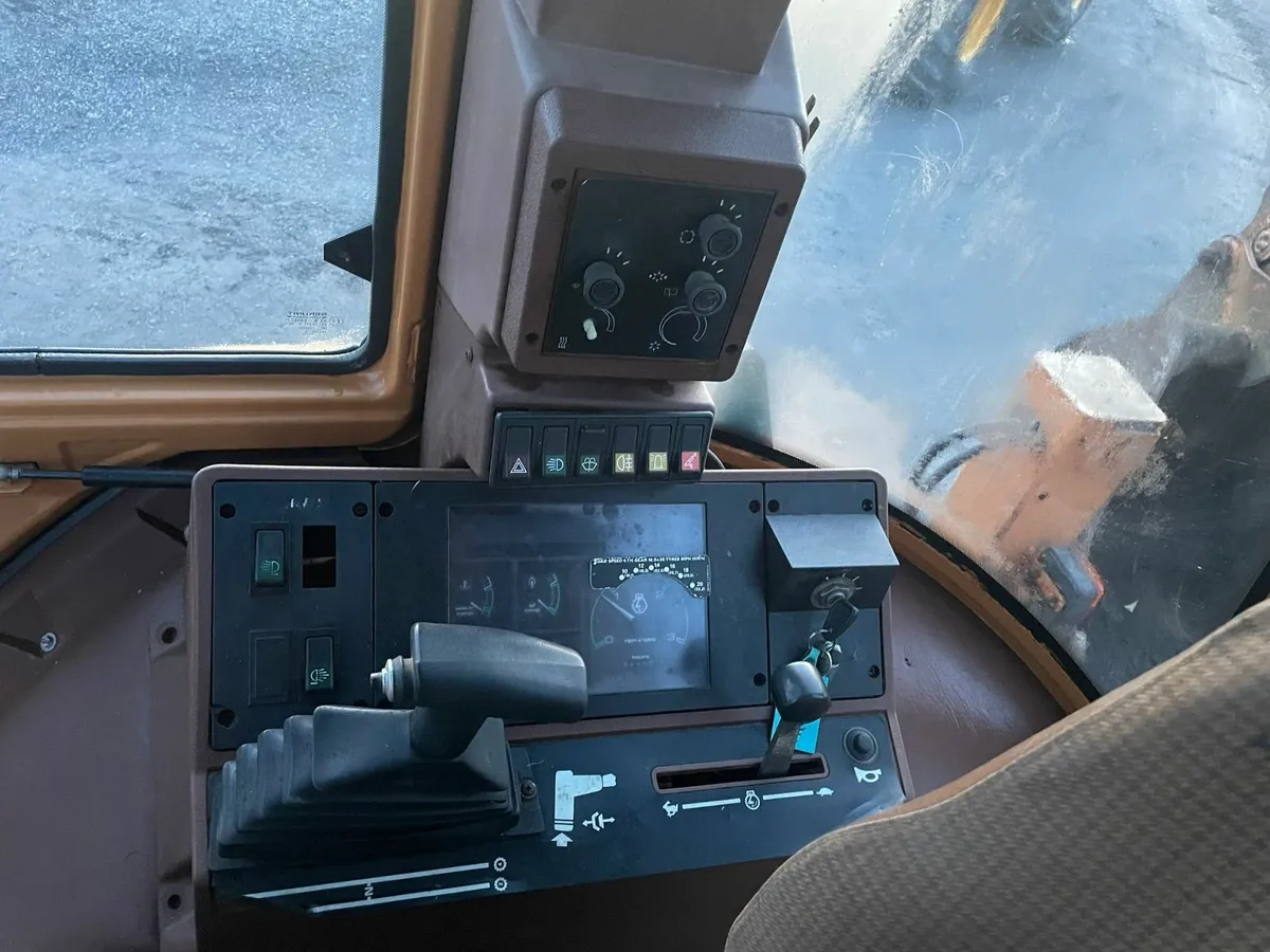 Case 580 Sk - Image 4