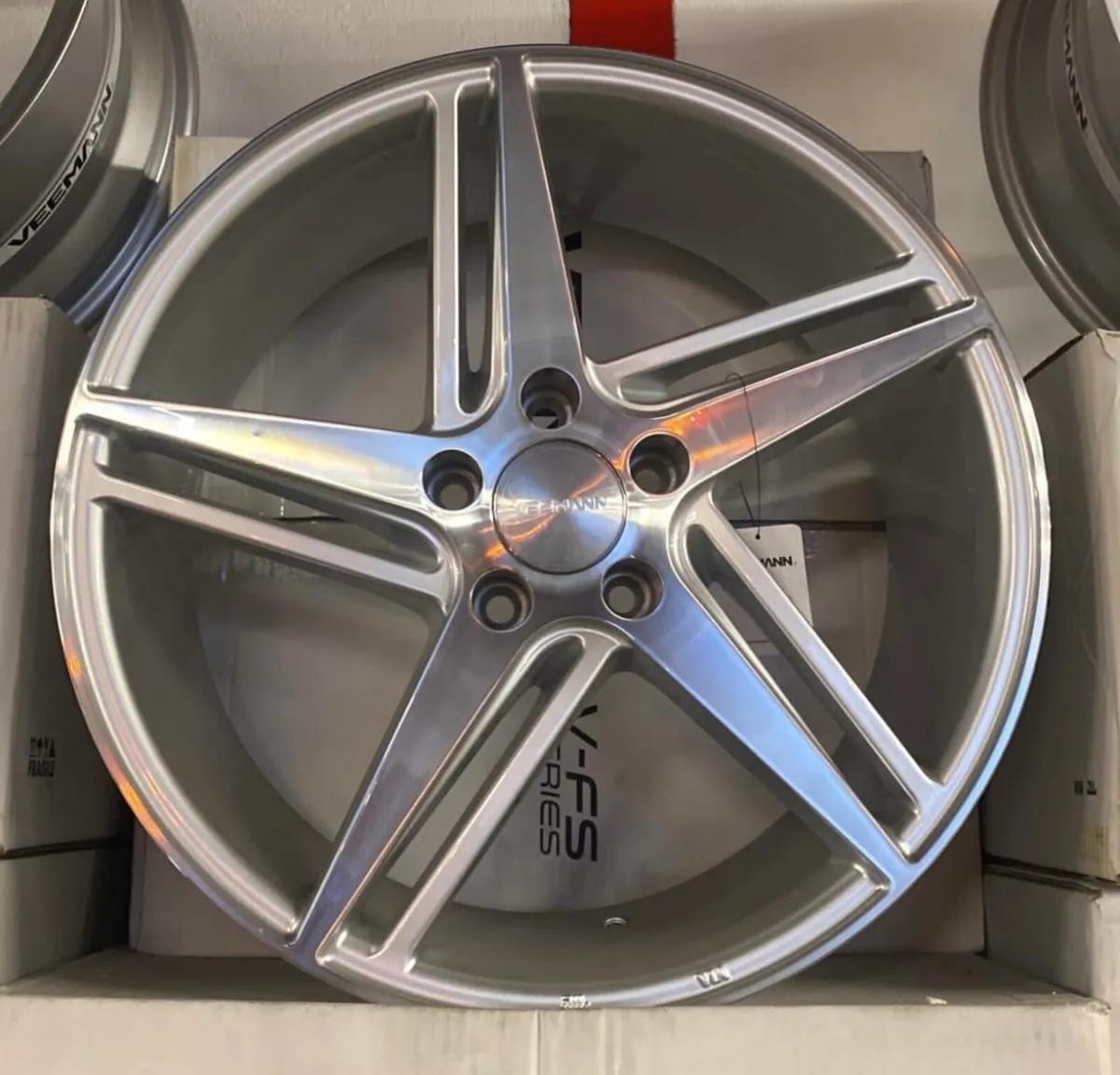 18” veemann vfs31 8” all round 5x112