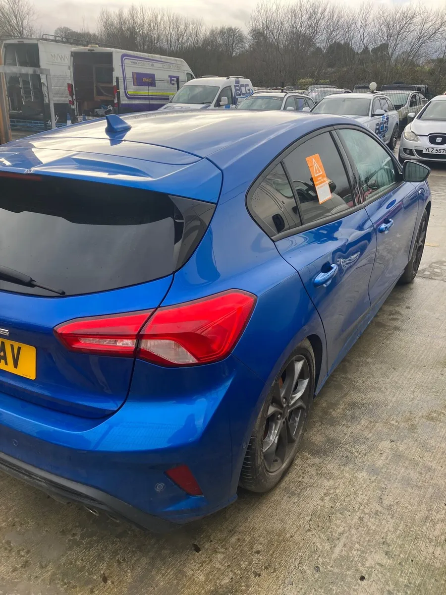 2020 ford focus st line parts breaking - Image 2