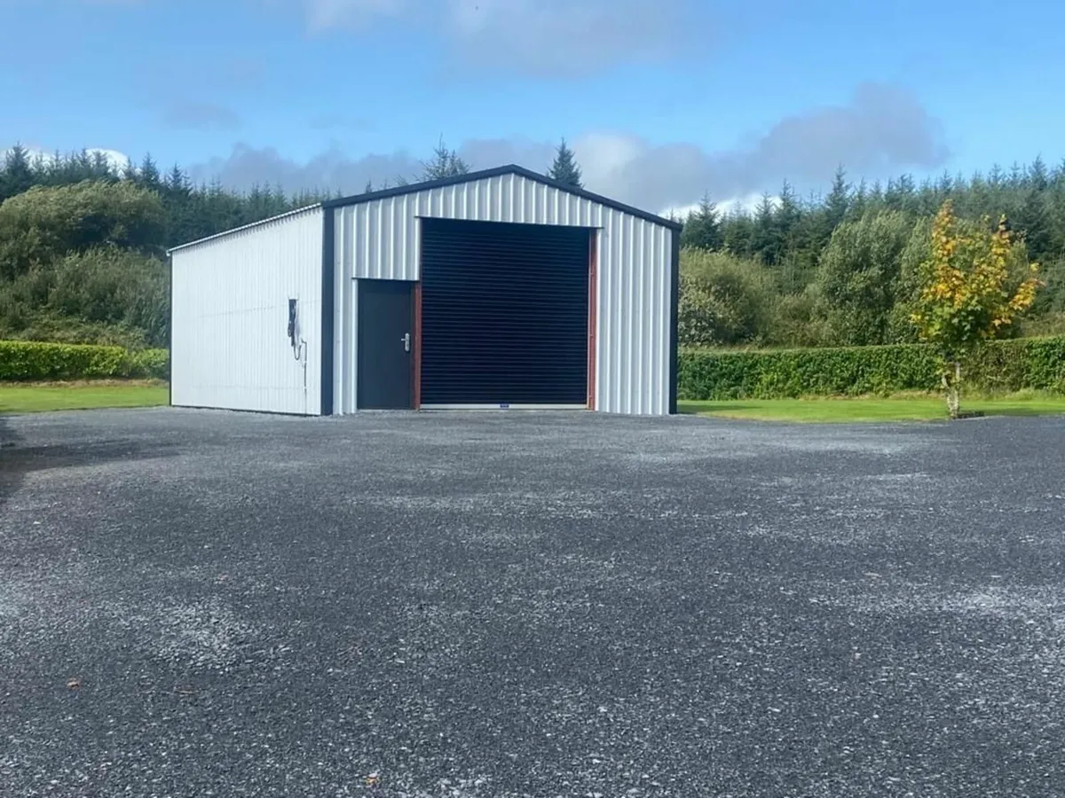 New shed 31ft 6inc x 30ft x 12ft timber purlins - Image 2