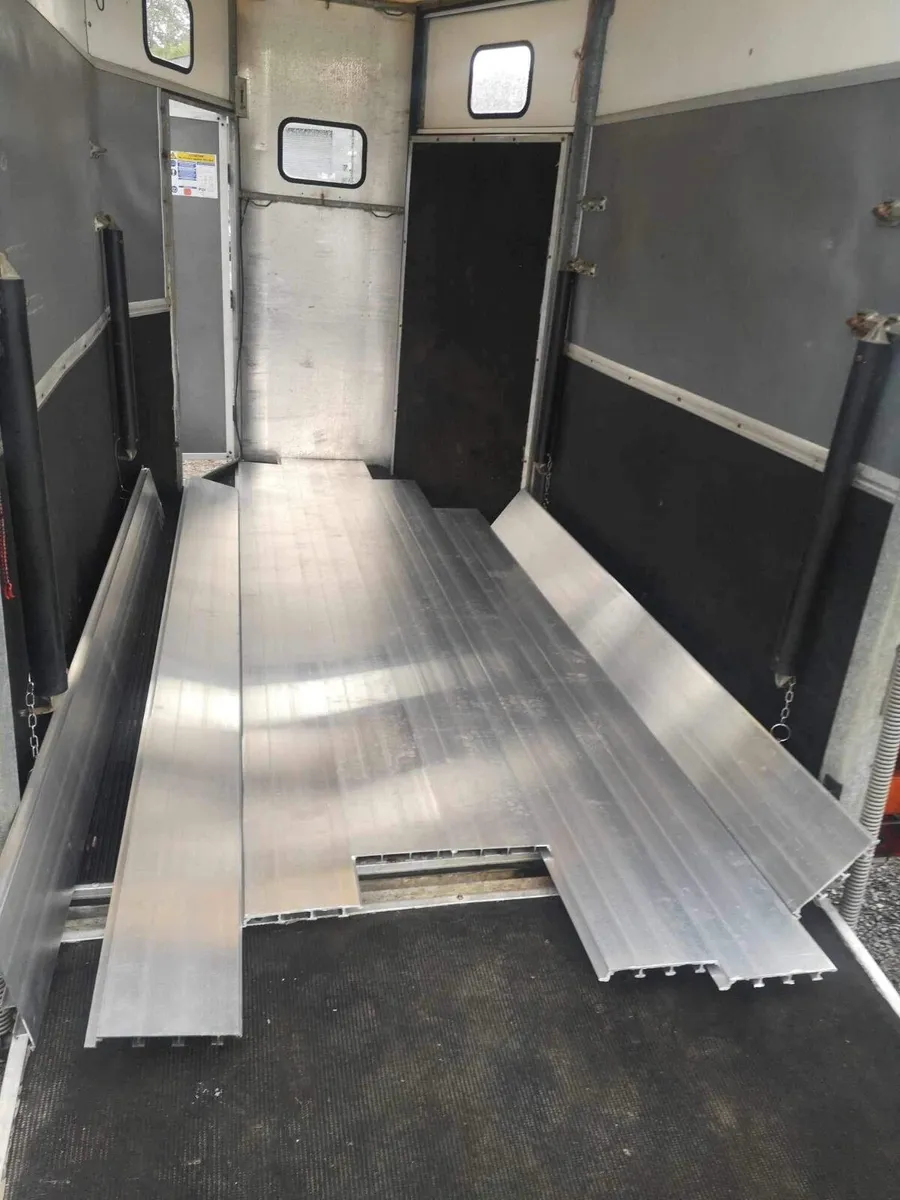 Aluminium plank trailer flooring - Image 2