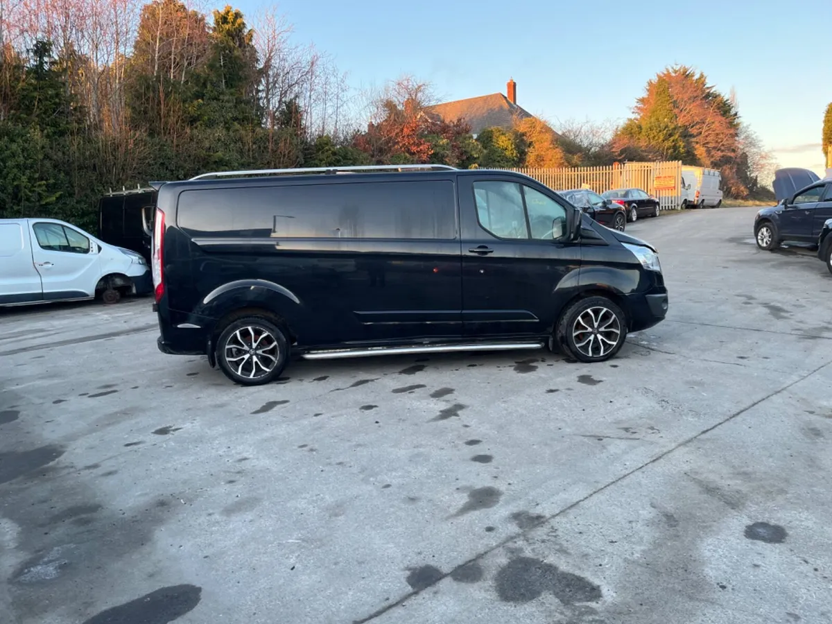 2016 ford custom 2.2 - Image 1