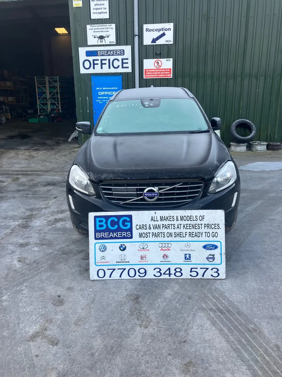 2017 Volvo xc60 parts breaking