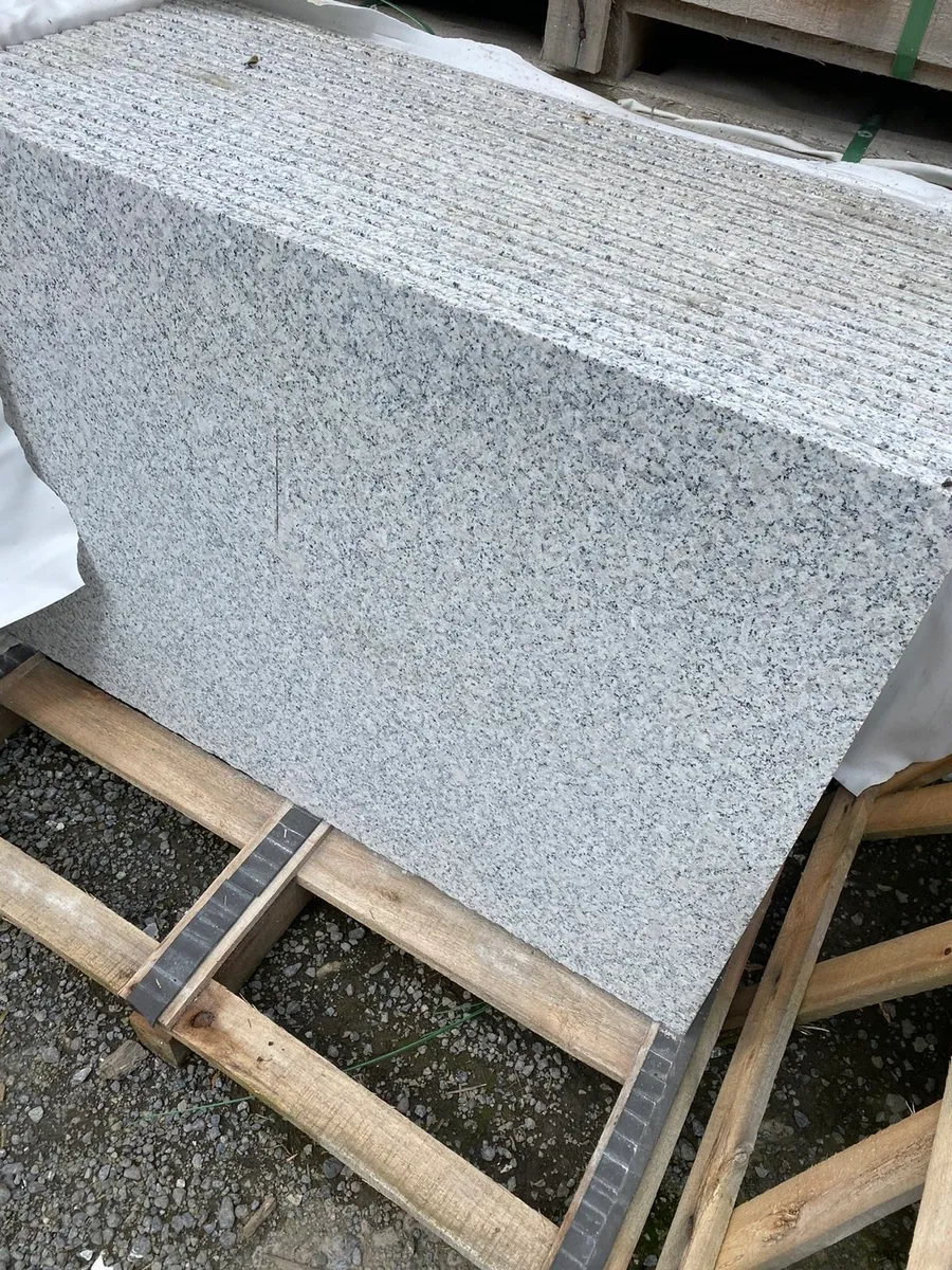 Merrion Natural Granite Paving €24.99 each ex - Image 1