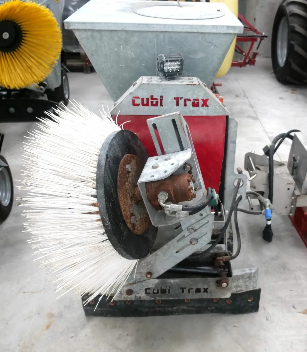 KUBOTA CUBI TRAX - Image 1