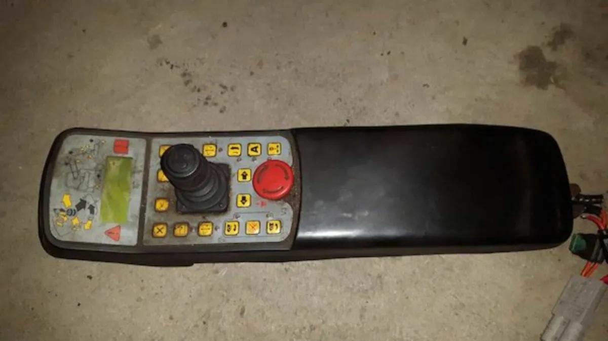 Hedgecutter Control Box Repair - Image 2