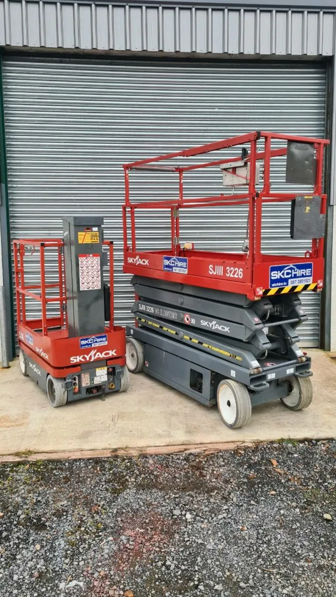 Cherry Pickers & Scissors Lifts Hire - Image 2