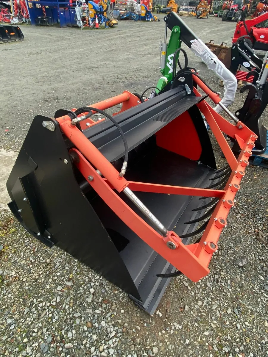 Manitou 1.7 Emily Feeding Bucket - €5,500 + VAT - Image 2