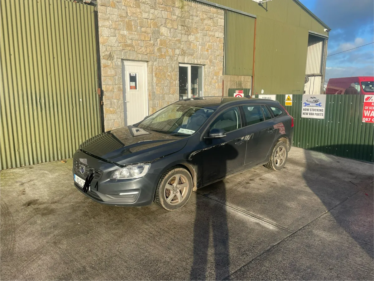 151 Volvo v60 2.0 diesel for dismantling