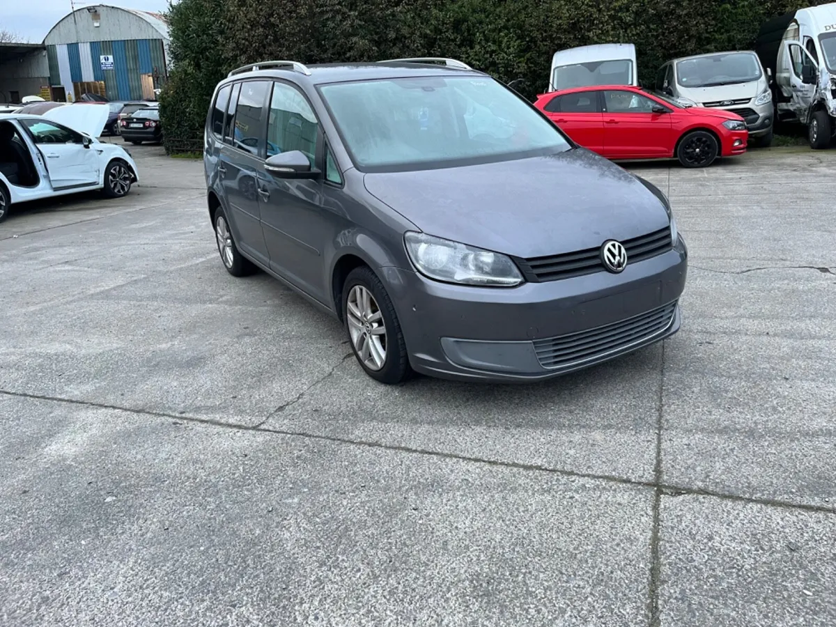 2011 VW Touran 1.6 TDI - Image 3