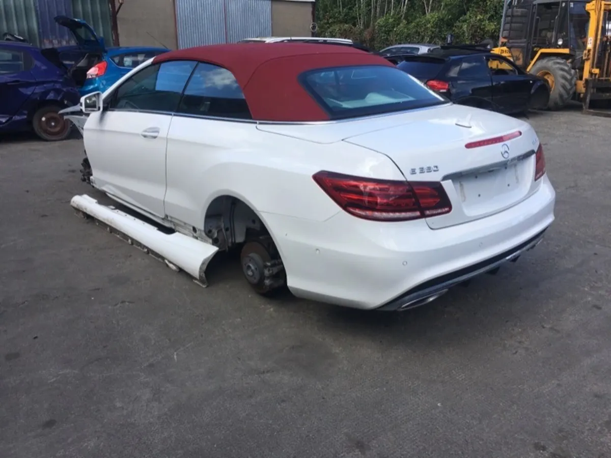 2016 Mercedes E350 convertible - Image 3