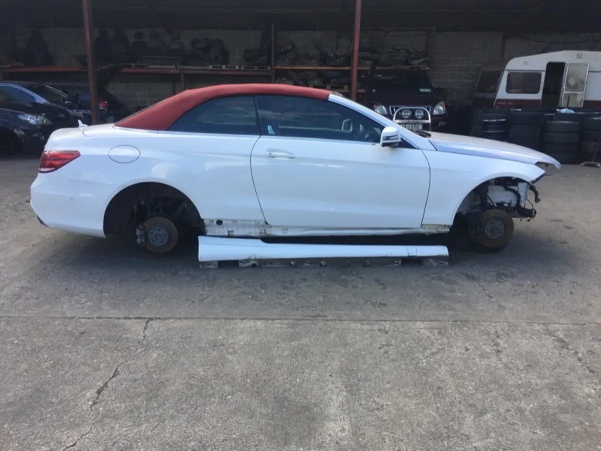 2016 Mercedes E350 convertible - Image 2