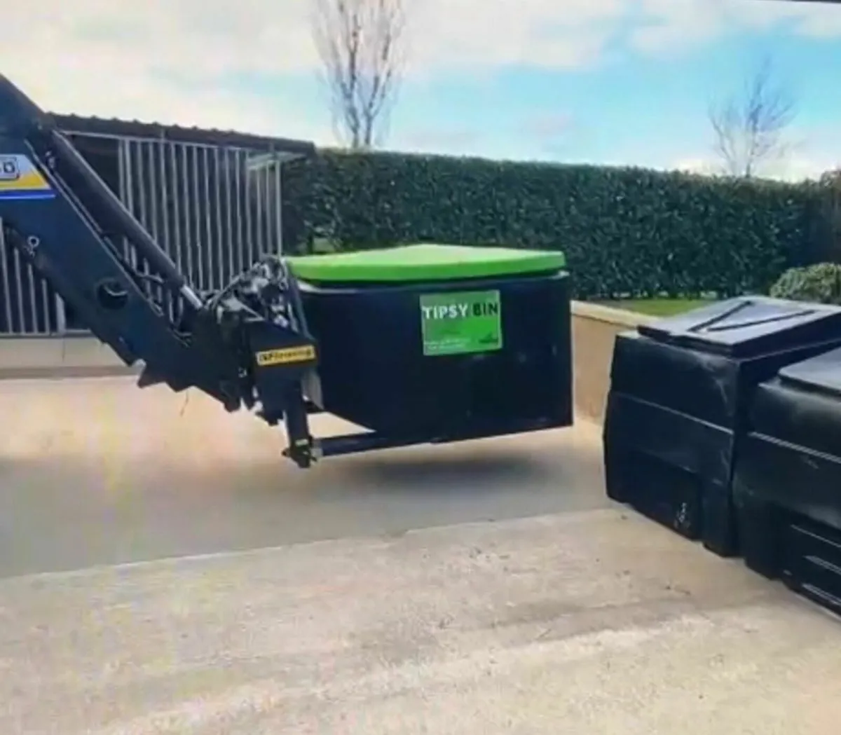 Tipsy Bin - ACRES Compatible - Image 2