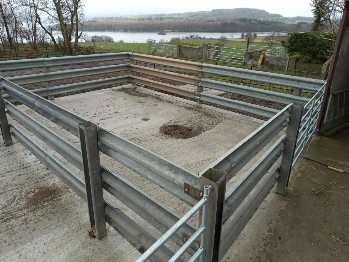 Crash barriers - Image 1