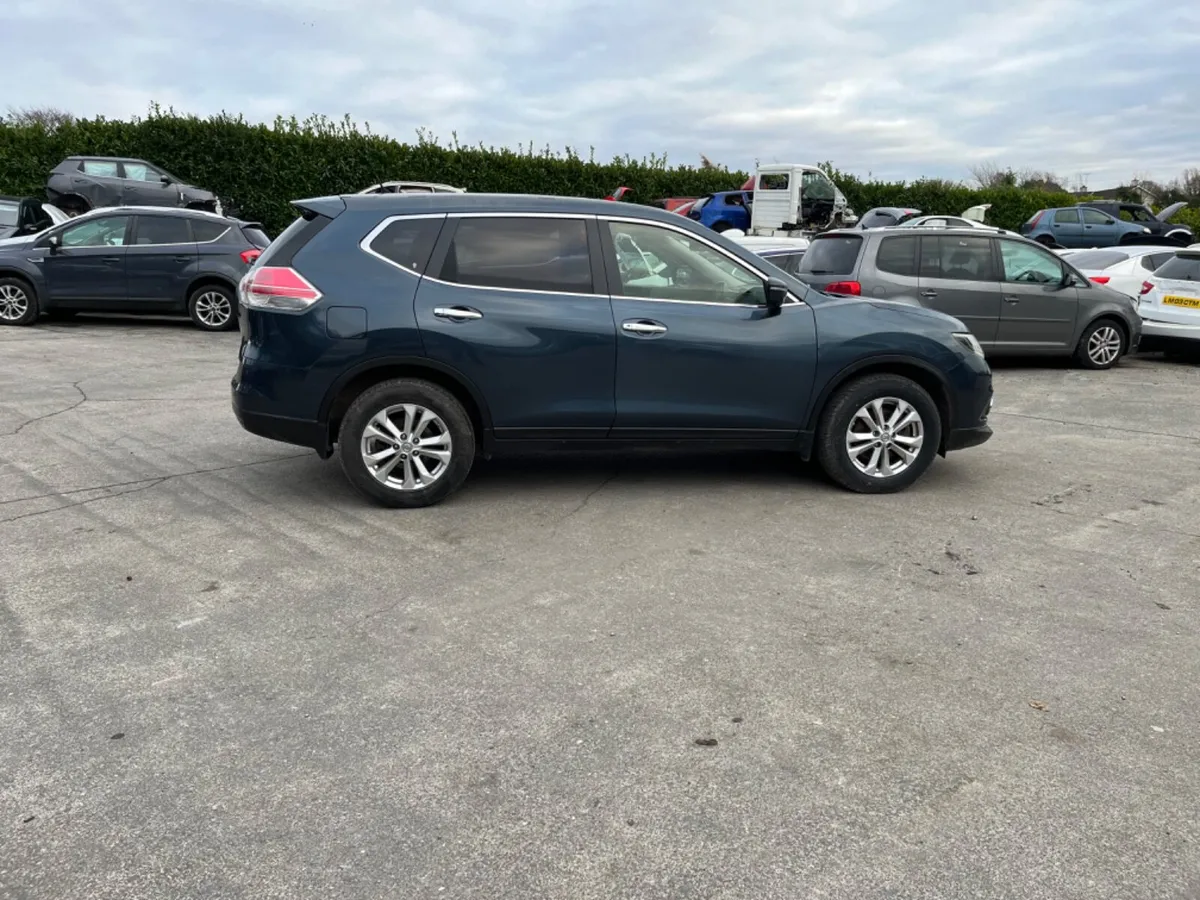 2015 Nissan X Trail 1.6 DCI  7 seater - Image 1