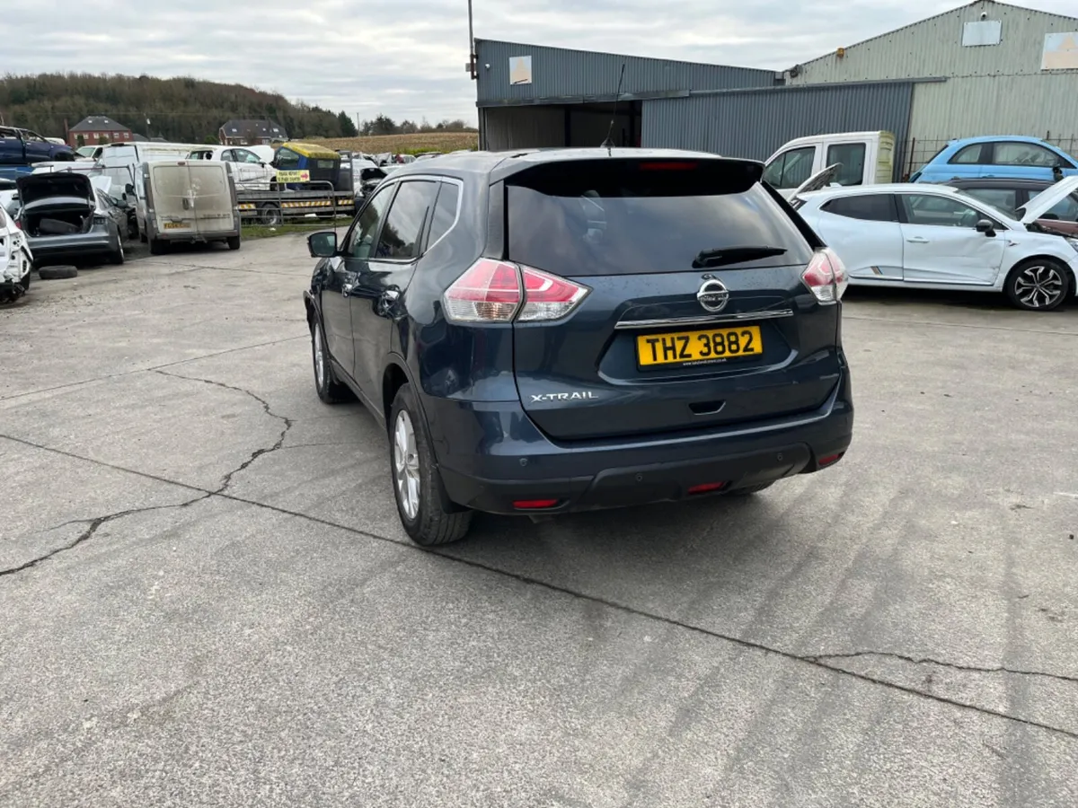 2015 Nissan X Trail 1.6 DCI  7 seater - Image 4