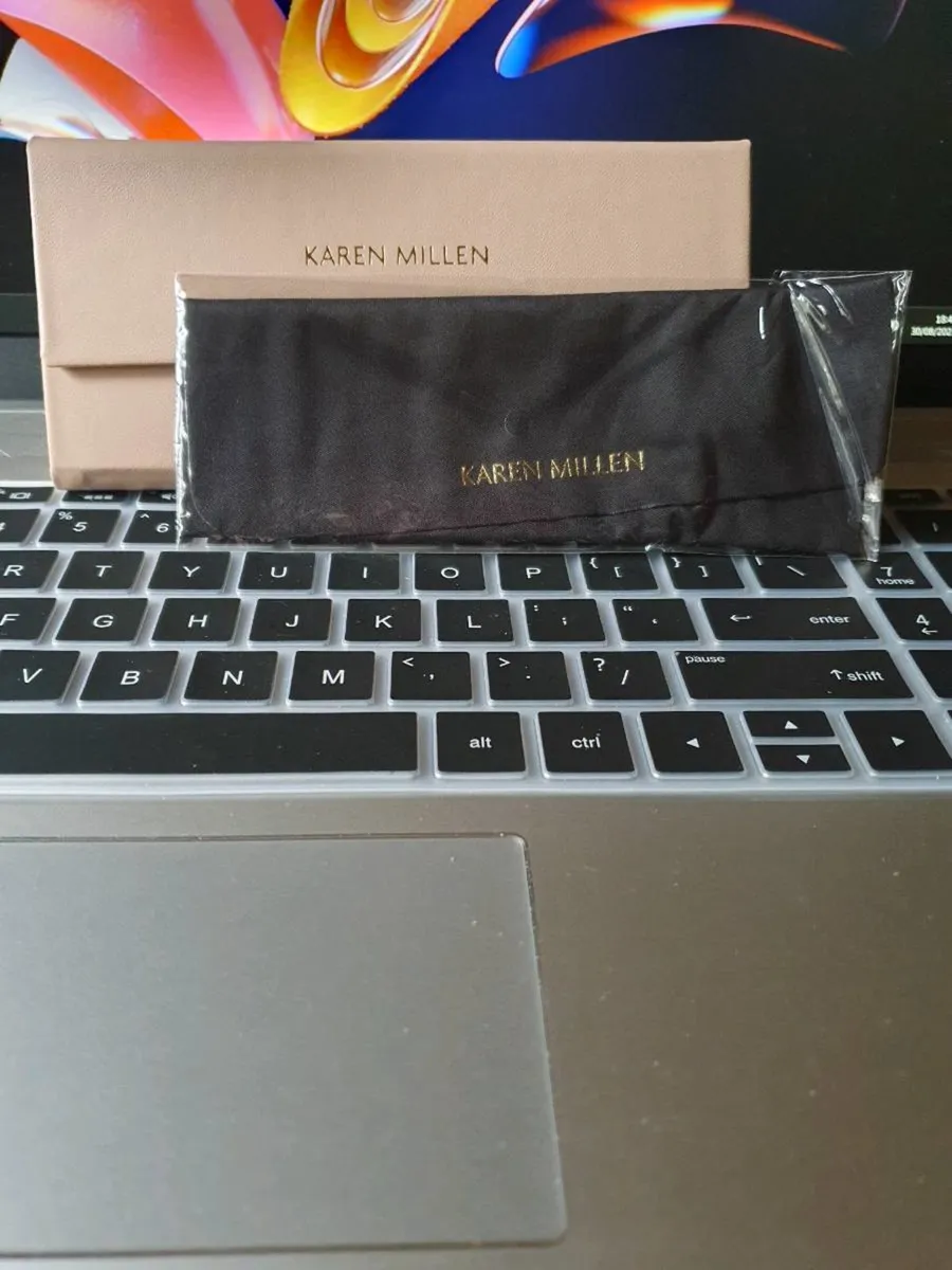 Karen Millen Foldable Glasses Case /100% Authentic - Image 2