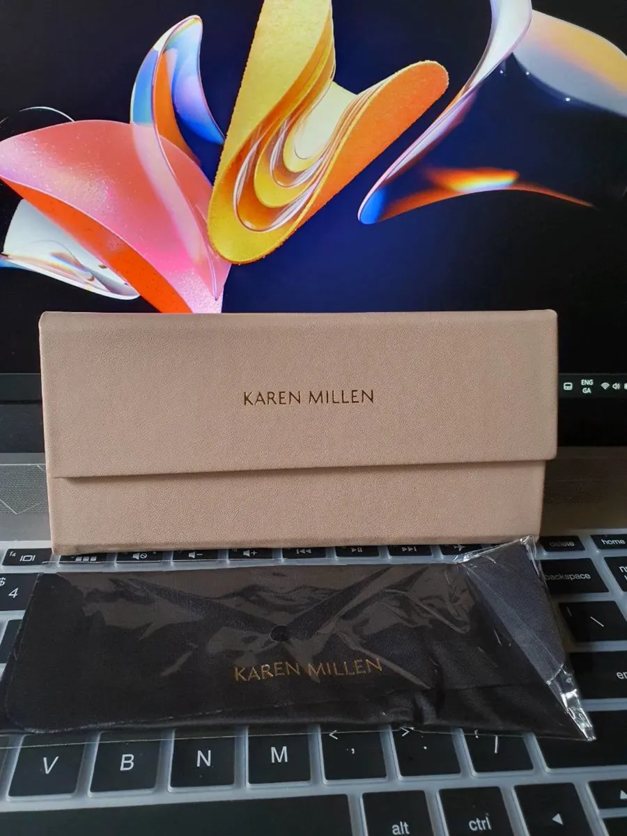 Karen Millen Foldable Glasses Case /100% Authentic - Image 3