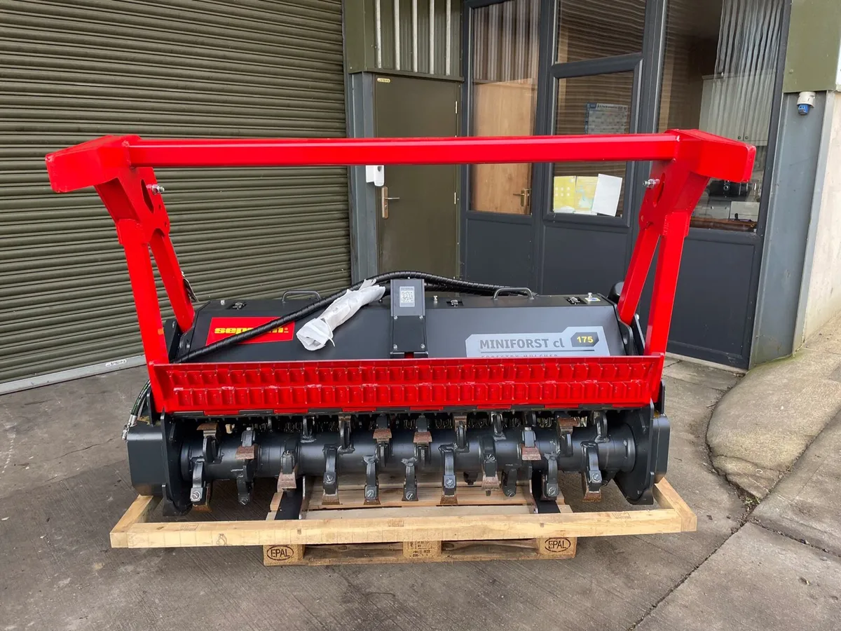 Skidsteer mulcher - Image 1