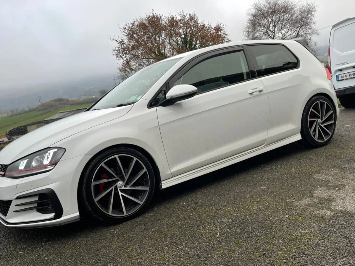 New 18” Spielberg alloys & tyres 5x112