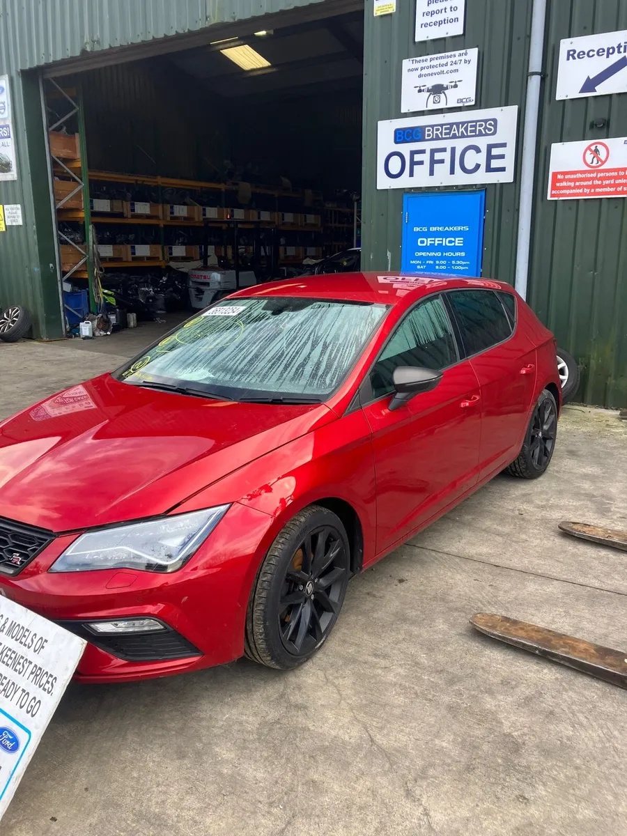 2020 seat Leon fr parts breaking - Image 2
