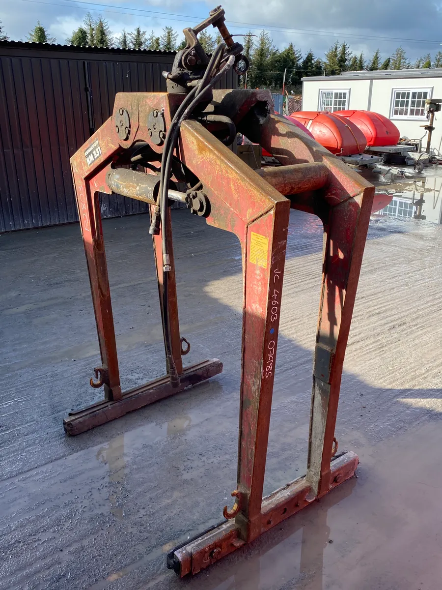 Kinshofer KM331-1200 Hydraulic Rotating Block Grab - Image 4