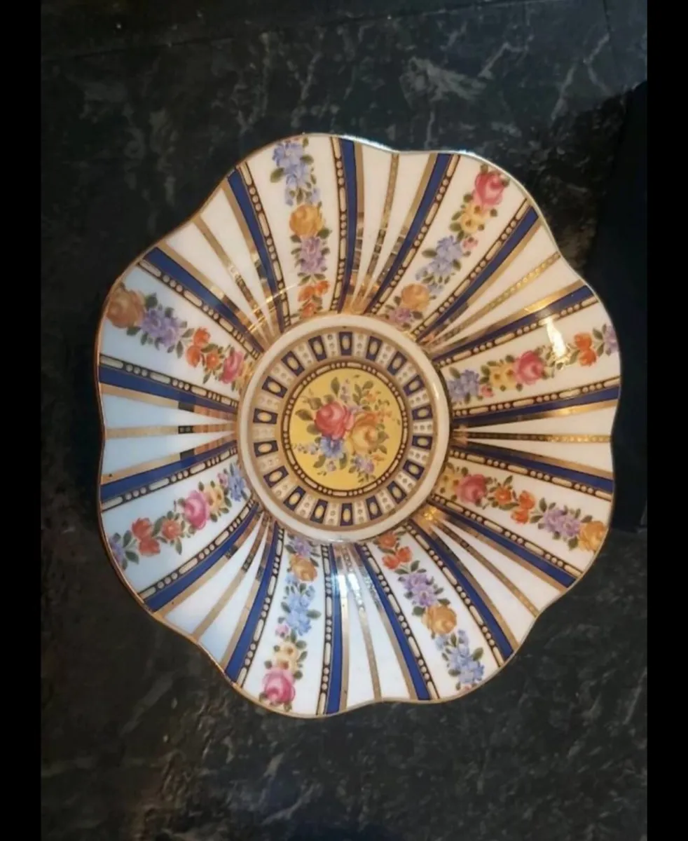 Beautiful Regal bowl - Image 1