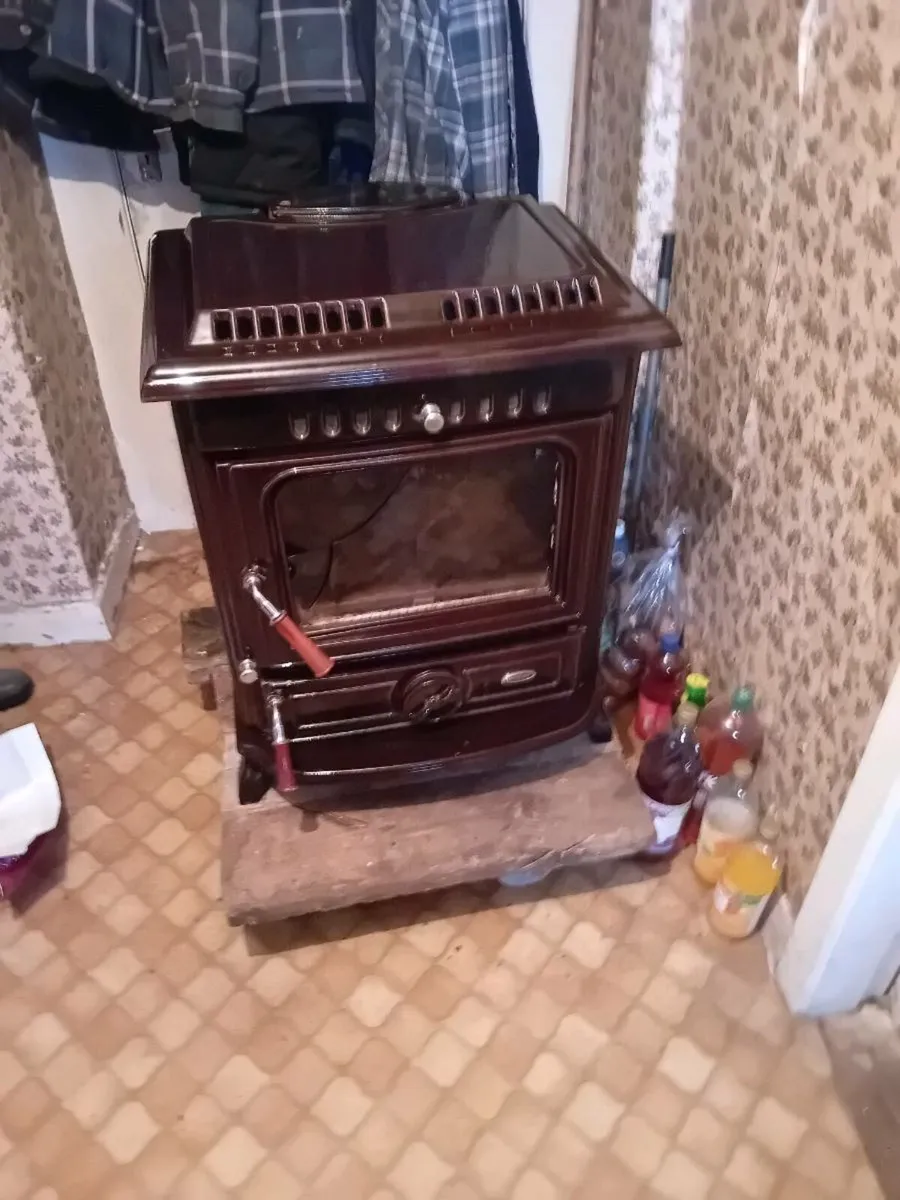 a stove for sale - Image 3