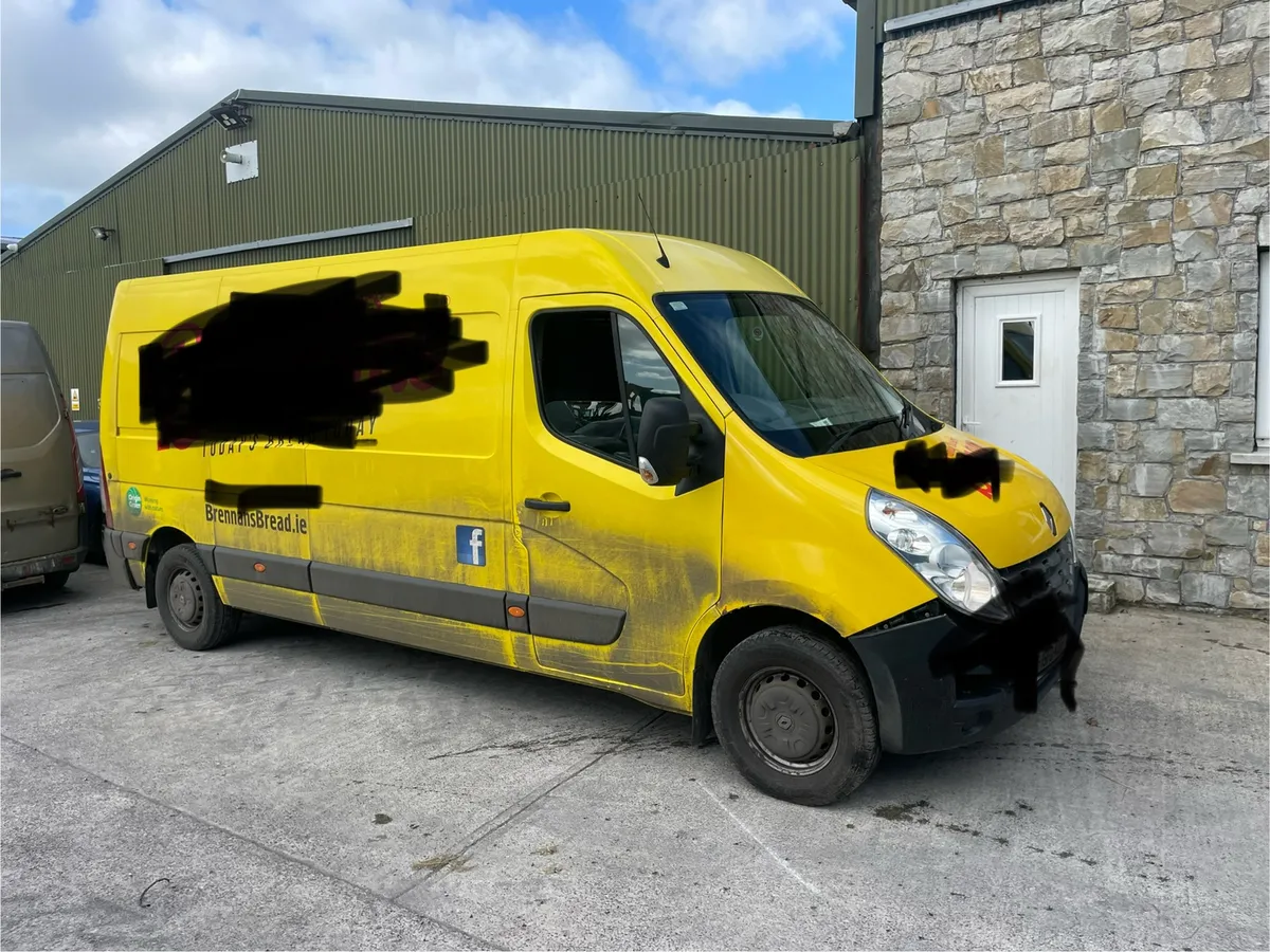 151 Renault master 2.3 dci for dismantling